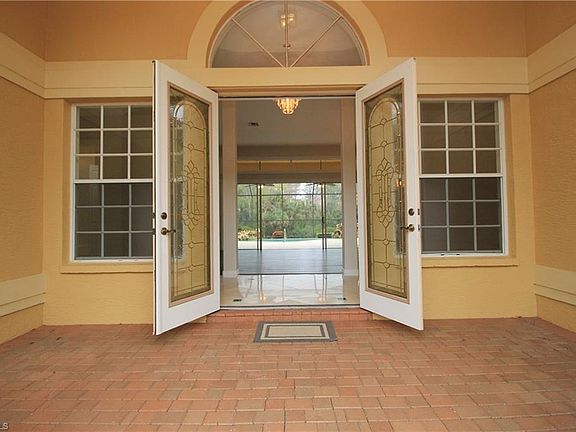 2nd image of 25820 Creekbend Dr