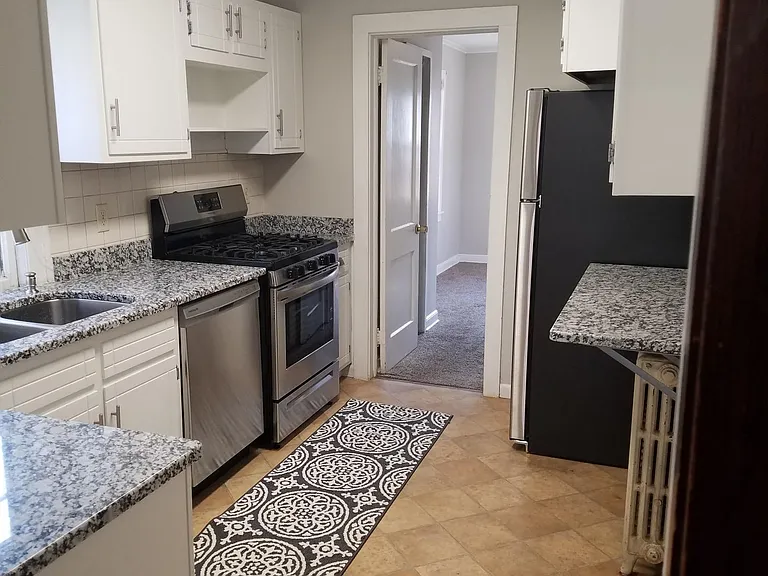 1264 Selby Ave #1 — Photo 9