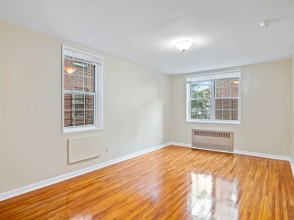 2nd image of 8825 153rd St APT 1L