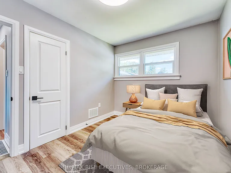1640 Mary St #1 — Photo 11