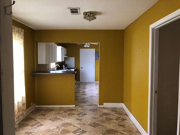 5th image of 714 N Lauderdale Ave