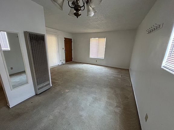 4th image of 150 W Roselyn Pl APT A