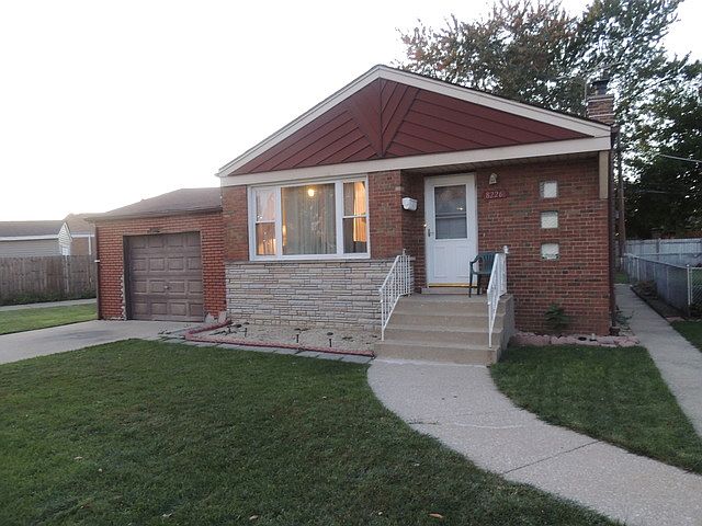 1st image of 8226 S Komensky Ave