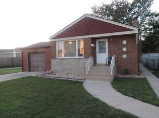 8226 S Komensky Ave, Chicago, IL 60652