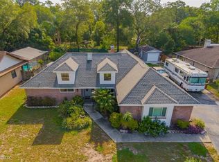 2107 Wheeler Oaks Dr, Brandon, FL 33510