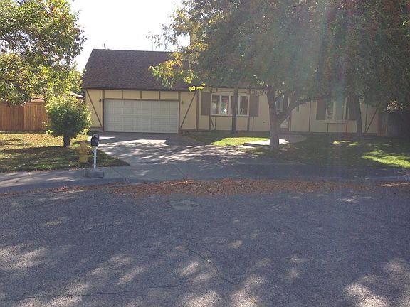 2nd image of 2115 Enell St