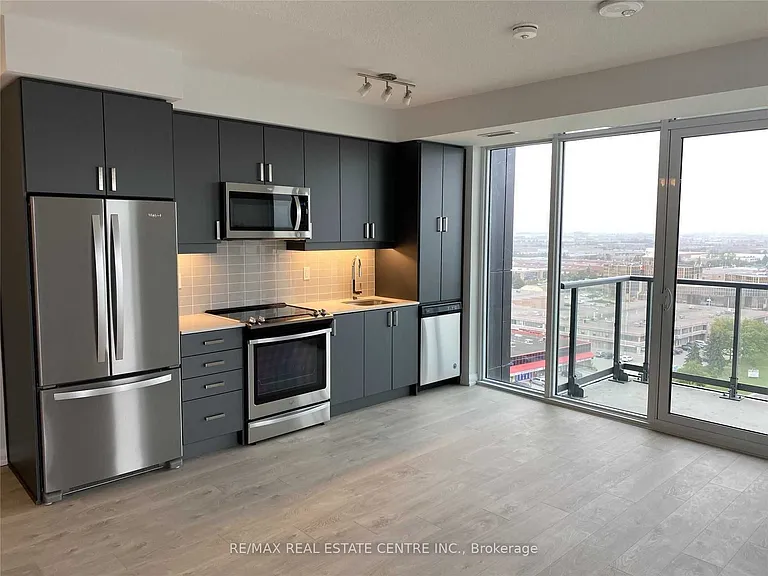7895 Jane St #1515 — Photo 4