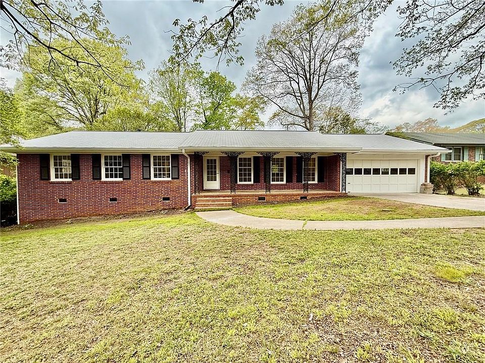 1st image of 527 Rimrock Trl
