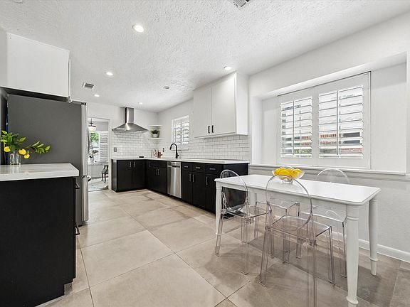 4th image of 10618 Bordley Dr