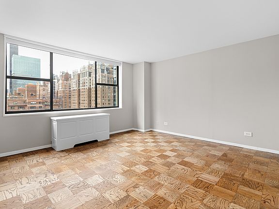 4th image of 330 E 39th St APT 21E