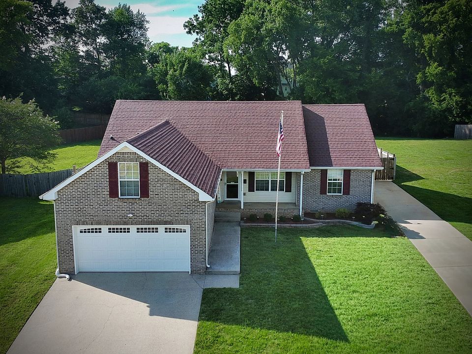 1st image of 3510 Clover Hill Dr S