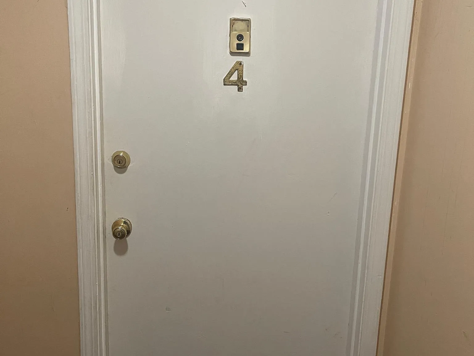 2 bed, 820 sqft, $950 — Photo 1
