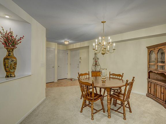 5th image of 5360 Millstone Ct Unit 3A