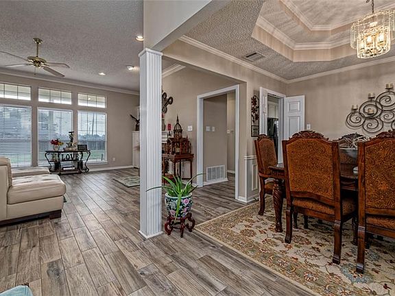 5th image of 731 Harvest Ln