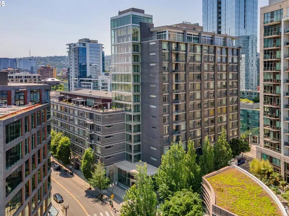 1255 NW 9th Ave APT 1305, Portland, OR 97210