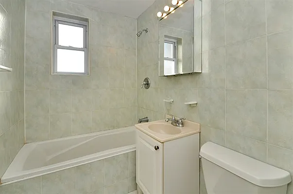 Sold by Citi Habitats | media 13