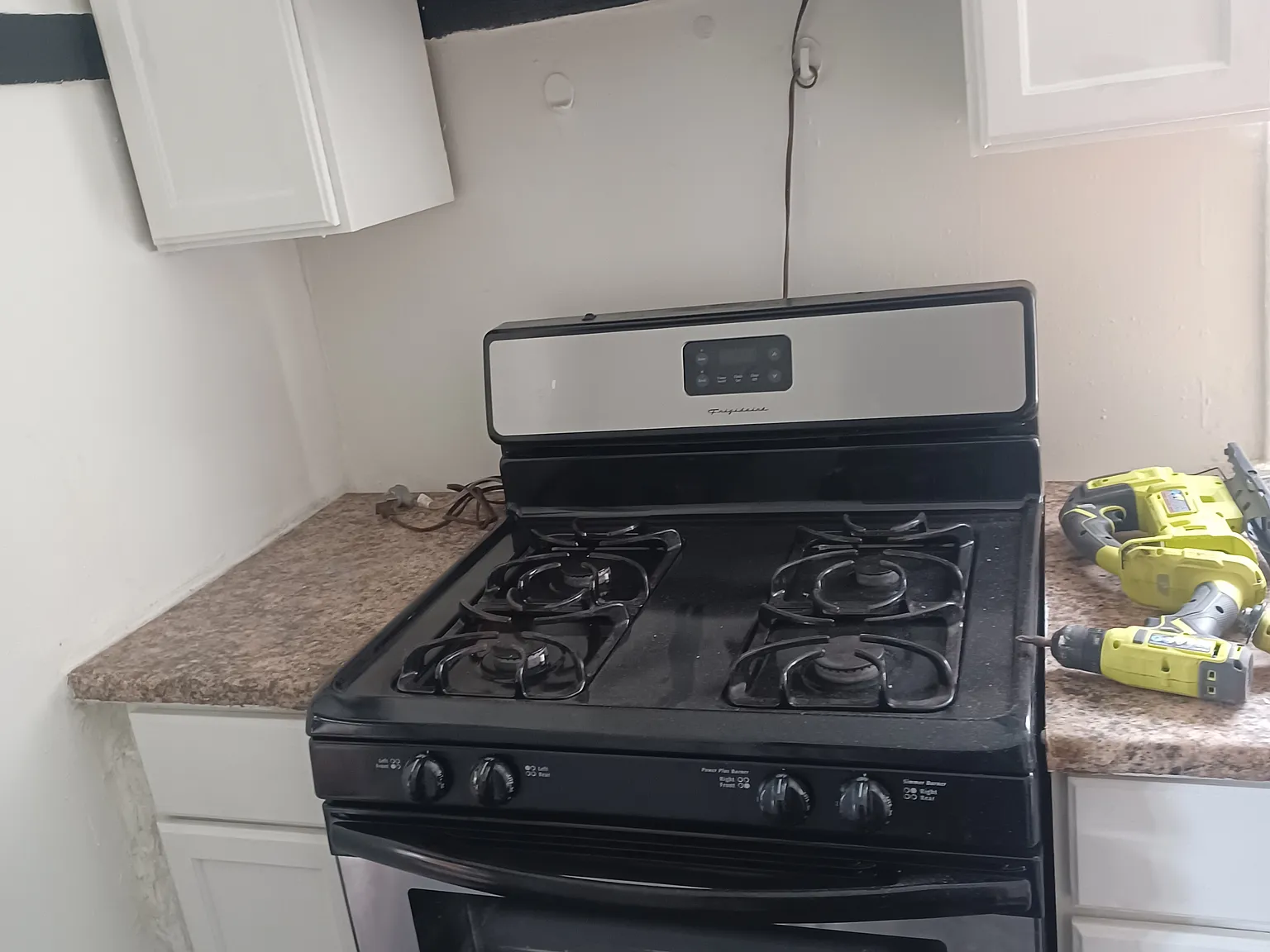 3 bed, 1100 sqft, $1,500 — Photo 4