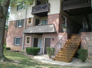 1406 Durango Ln, Fenton, MO 63026