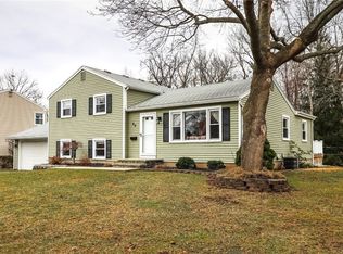 60 Picturesque Dr, Rochester, NY 14616
