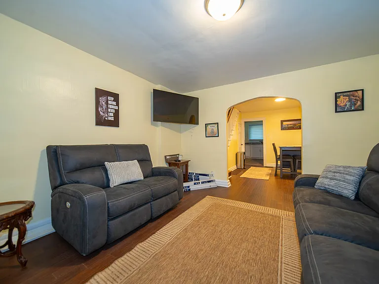 5446 N College Ave — Photo 5