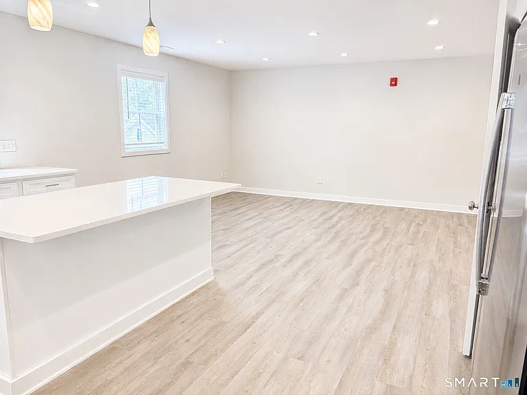 24 Glen Rd #B-2 — Photo 5