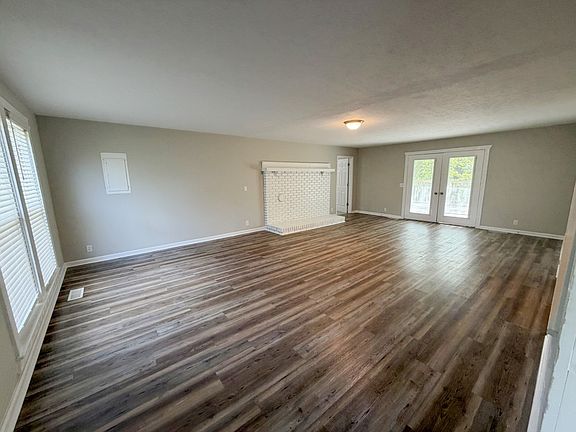 3rd image of 159 W Hester Rd