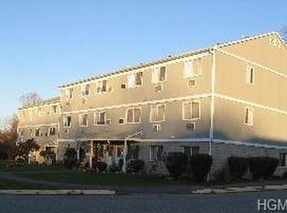 3565 Strang Blvd APT A, Yorktown Heights, NY 10598