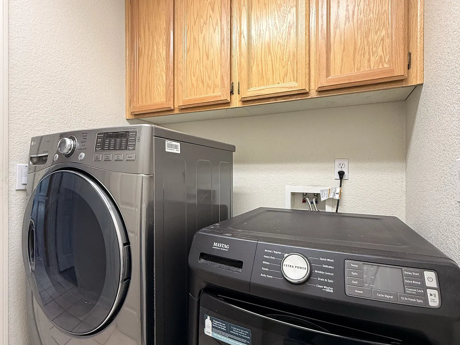 4 bed, 2350 sqft, $3,295 — Photo 4