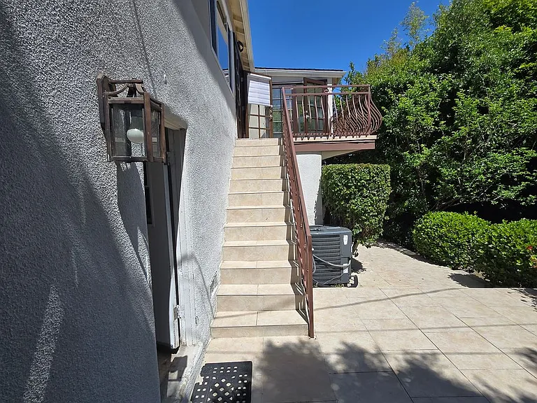 10310 Northvale Rd — Photo 3