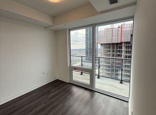 448 Burnhamthorpe Rd W #1612, Mississauga, ON L5B 3C2