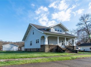 304 Neighbor St, Newcomerstown, OH 43832
