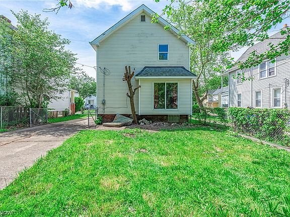 5th image of 8005 Vineyard Ave