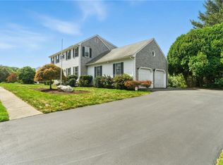 71 Paddock Dr, Warwick, RI 02886