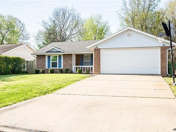 4th image of 2420 W Sunset Dr