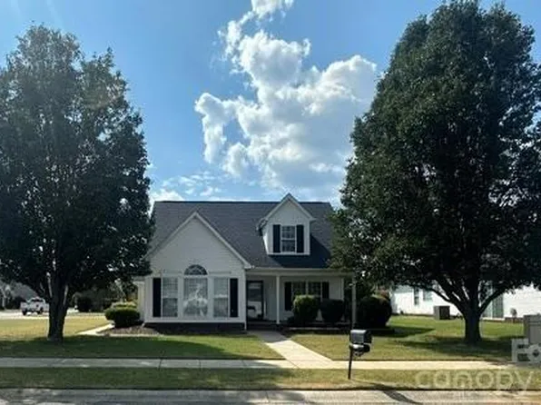 2001 Hemby Commons Pkwy, Indian Trail, NC 28079