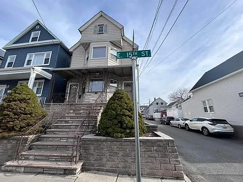 21 E 15th St #1 Photo 1