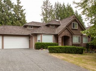 375 Inglewood Pl, West Vancouver, BC V7T1X2