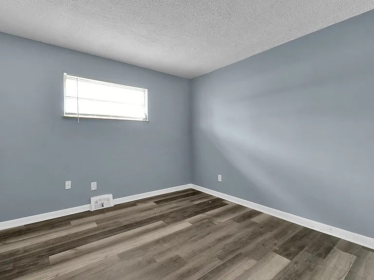 3159 Stephen Dr S — Photo 19