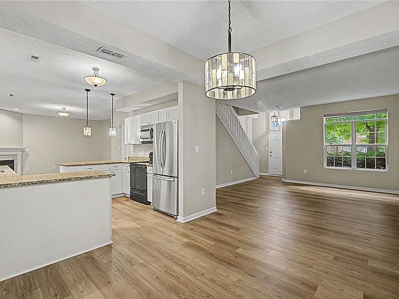 2nd image of 2263 Polo Park Dr