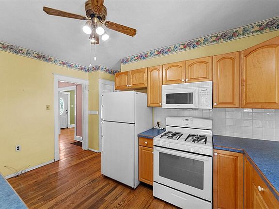 5th image of 4309 Wabash Ave