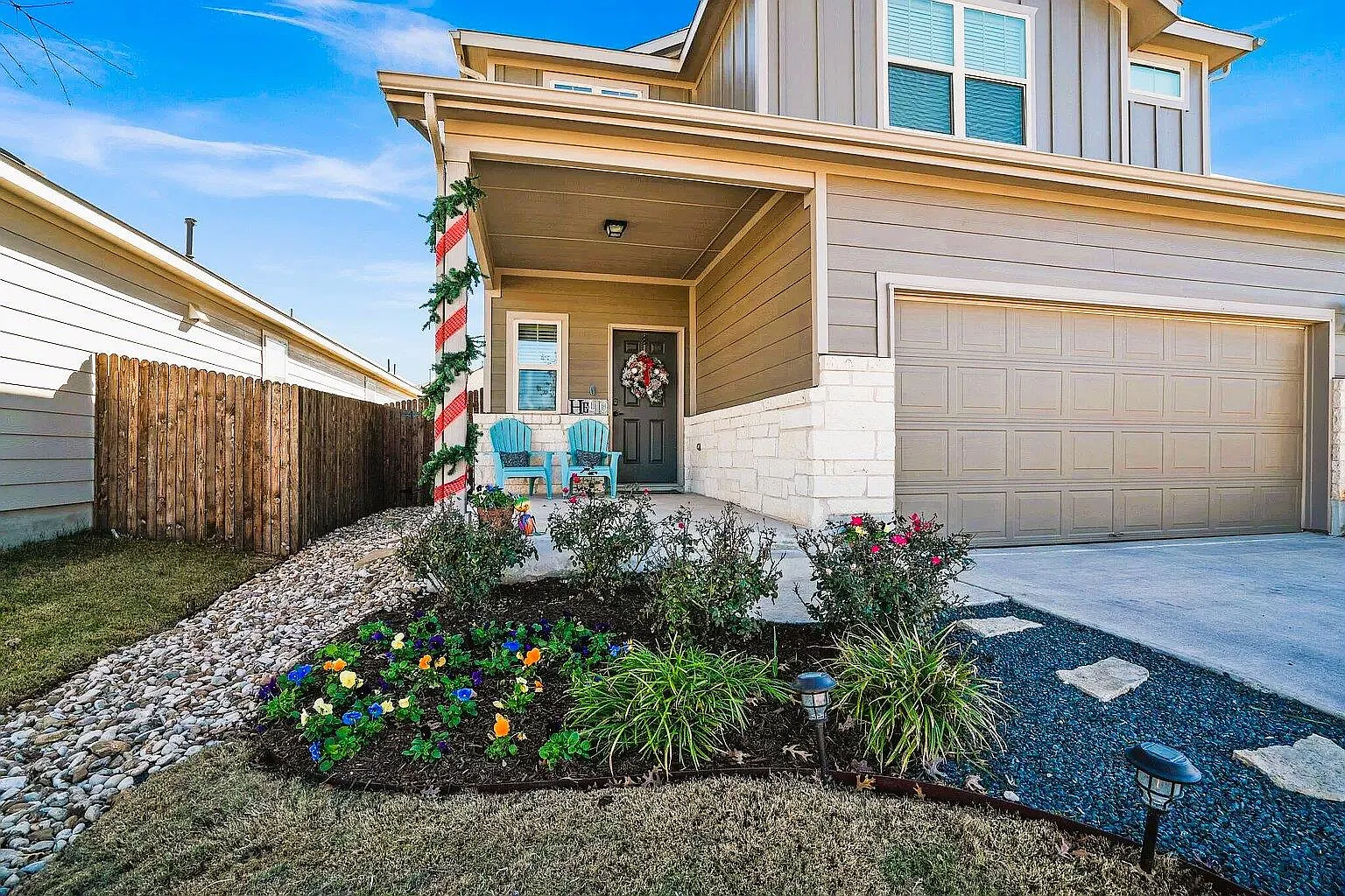 4 bed, 3.0 bath, 2193 sqft, $2,100 — Photo 3