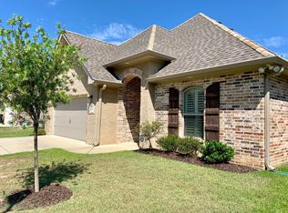 213 Fairway Villas Cir, Diamondhead, MS 39525
