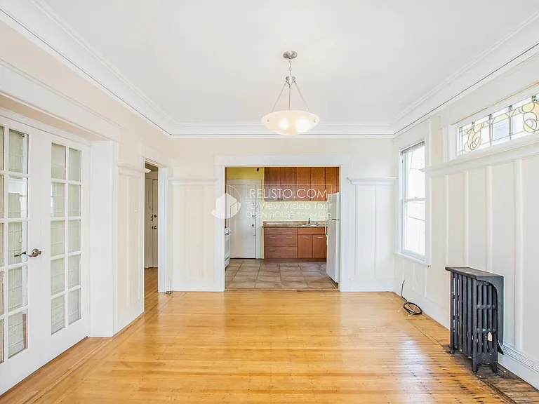 1041 Washington St #3 — Photo 4