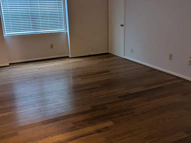 716 Crown Ct #B — Photo 7