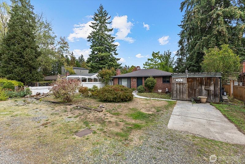 5th image of 14714 31st Avenue NE