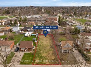 147 Peel St, Barrie, ON L4M 3K8