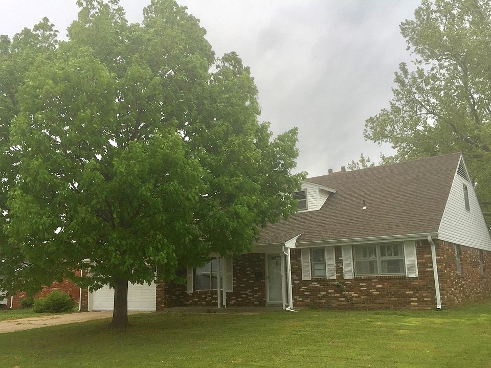 2nd image of 5800 Cornell Dr