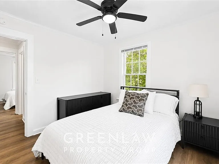 1177 Morley Ave SE — Photo 17