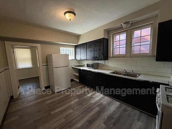4th image of 3400 Osage St Floor 1