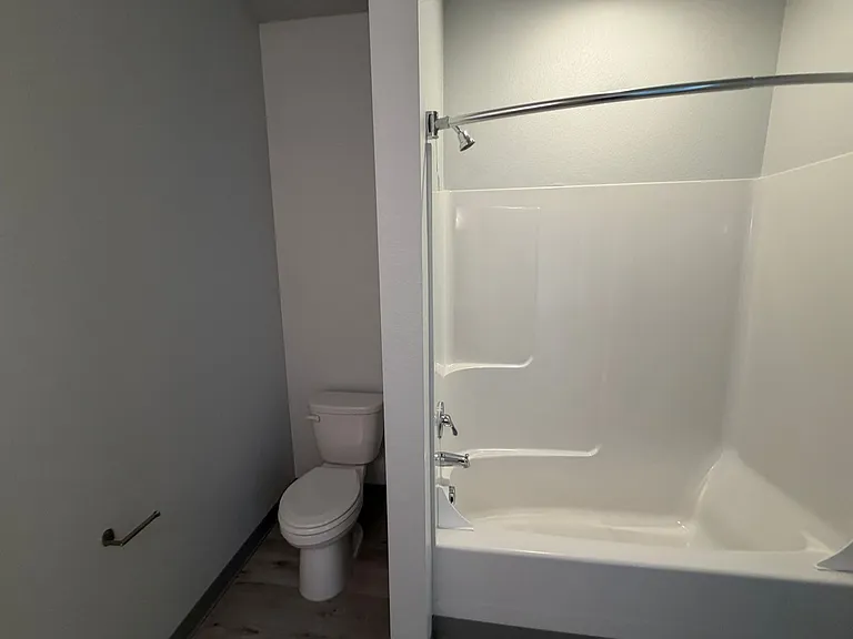 Nathan Apartments — Photo 56